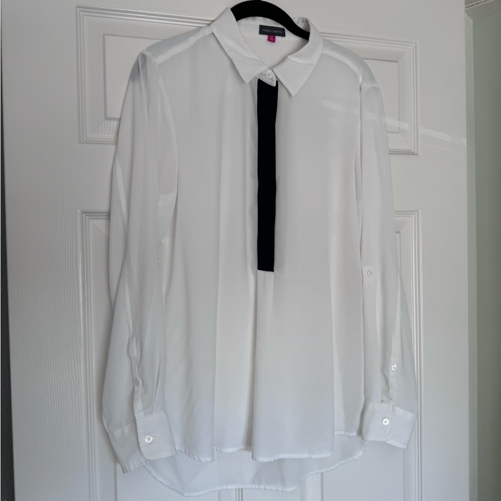 Vince Camuto Top